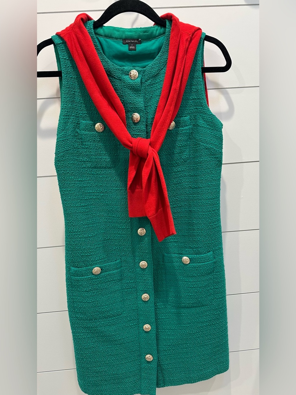Ann Taylor Sleeveless Green Tweed Shift Dress with Gold Buttons Size 2